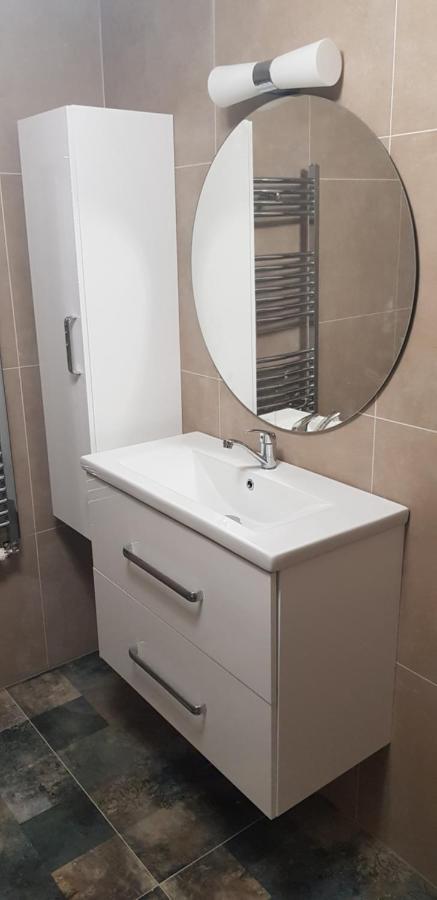 Apartman Greenside Michalovce Esterno foto